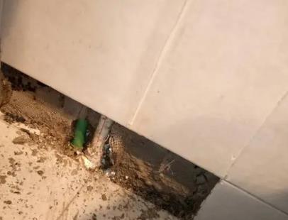 沙湾楼顶漏水维修公司分享下修复水管漏水的几种小方法